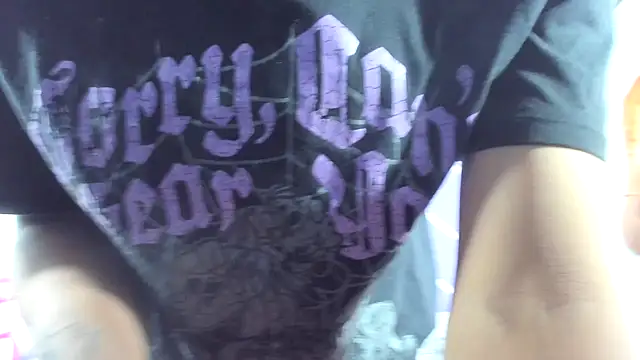 Snapshot of lau_and_boys18 chatting on September 28, 2025, 1:49 pm lau and boys18 online show from September 28, 2025, 1:49 pm