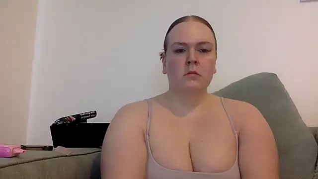 gracelovesxx online show from May 1, 2026, 9:03 am