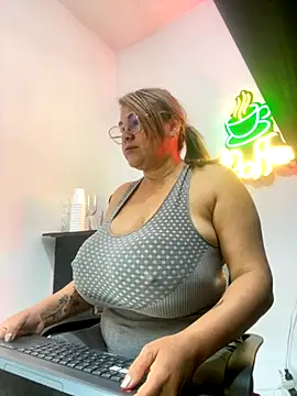 AlexxiaaMat online show from September 19, 2025, 11:00 am