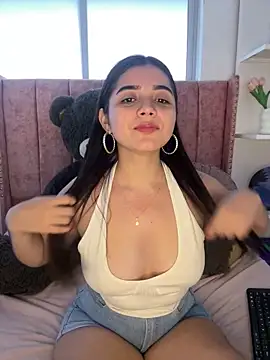 salomecute21 online show from February 27, 2026, 11:21 am