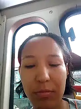 Natzu Choi online show from September 27, 2025, 5:51 pm