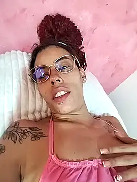 Snapshot of Pamelamiler__ chatting on November 13, 2025, 11:47 pm Pamelamiler online show from November 13, 2025, 11:47 pm