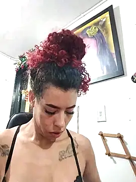 Snapshot of Pamelamiler__ chatting on November 26, 2025, 10:49 am Pamelamiler online show from November 26, 2025, 10:49 am