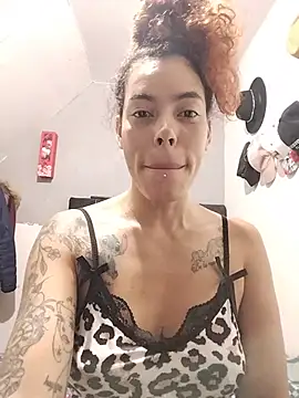 Snapshot of Pamelamiler__ chatting on July 23, 2026, 10:24 am Pamelamiler online show from July 23, 2026, 10:24 am