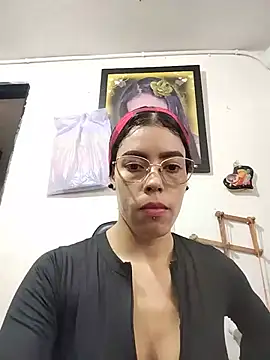 Snapshot of Pamelamiler__ chatting on July 24, 2026, 12:14 pm Pamelamiler online show from July 24, 2026, 12:14 pm