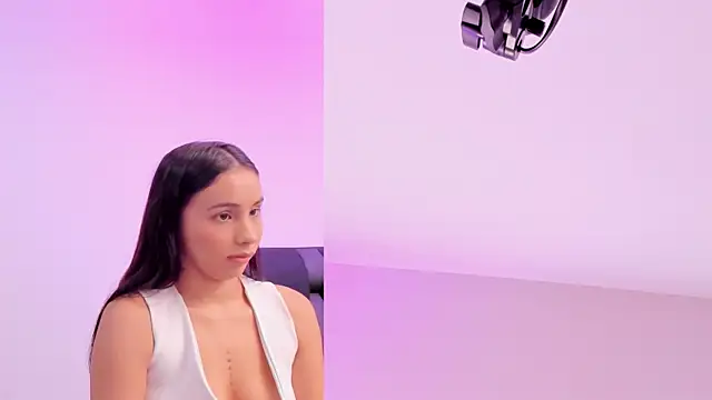 Snapshot of maily_zanss chatting on June 26, 2026, 7:51 pm maily zanss online show from June 26, 2026, 7:51 pm