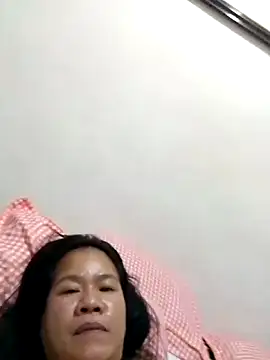 Snapshot of AsianbouncieGIRL chatting on May 15, 2026, 11:56 pm AsianbouncieGIRL online show from May 15, 2026, 11:56 pm