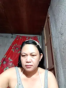 Everleigh mom online show from September 20, 2025, 7:15 pm