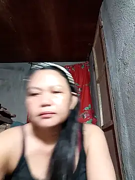 Everleigh mom online show from October 1, 2025, 7:53 pm