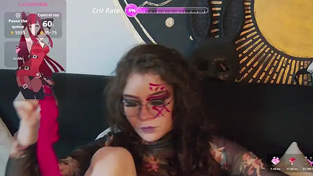 Snapshot of RavennMoonn chatting on October 25, 2025, 8:36 pm RavennMoonn online show from October 25, 2025, 8:36 pm