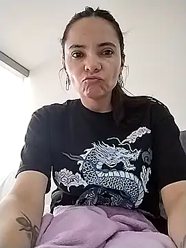 Snapshot of Cami_Konor chatting on November 25, 2025, 8:09 pm Cami Konor online show from November 25, 2025, 8:09 pm