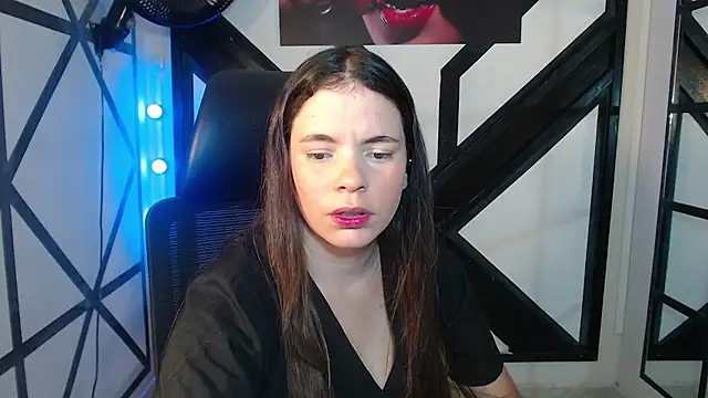 maira tf online show from June 11, 2026, 7:01 pm