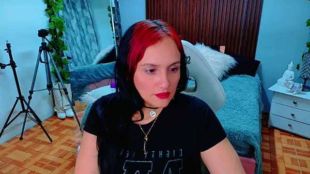 Snapshot of kataleya_29 chatting on June 18, 2026, 7:51 pm kataleya 29 online show from June 18, 2026, 7:51 pm