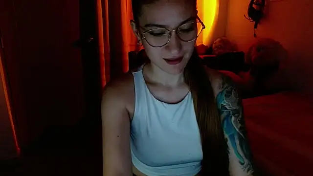 lia ana online show from May 5, 2026, 5:37 am