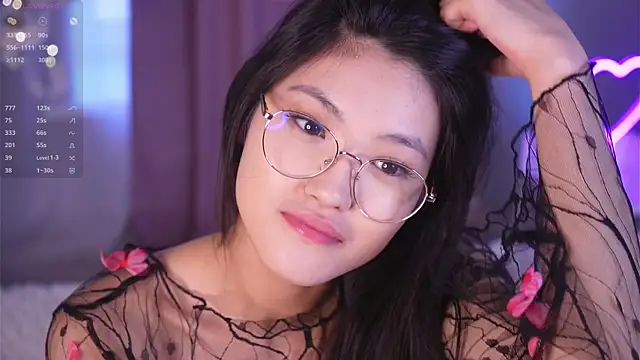 FancyEsten online show from February 23, 2026, 6:22 am