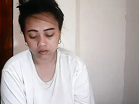 Pinay Chubby20 online show from April 16, 2026, 9:04 pm