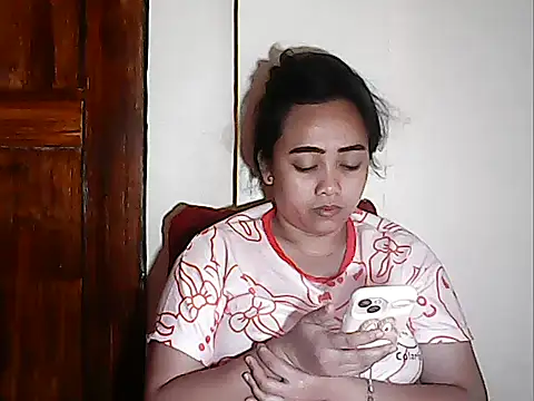 Pinay Chubby20 online show from April 22, 2026, 9:27 pm