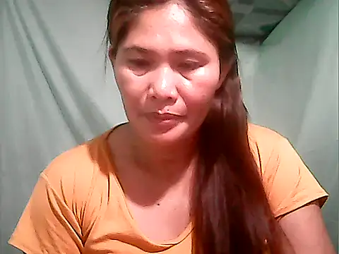 Snapshot of Juicy_69xx chatting on October 2, 2025, 1:51 pm Juicy 69xx online show from October 2, 2025, 1:51 pm