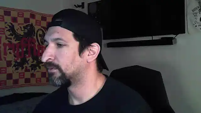 DevilPup75  online show from September 23, 2025, 3:20 am