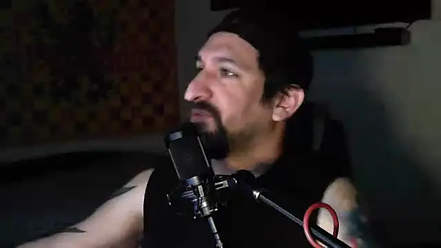 DevilPup75  online show from September 24, 2025, 10:29 am