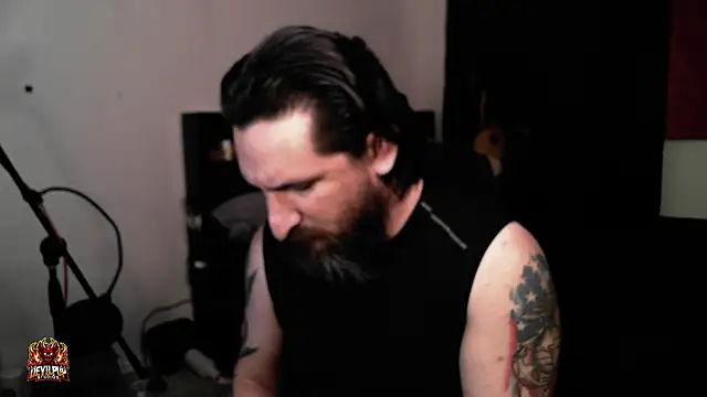 DevilPup75  online show from April 20, 2026, 2:31 pm