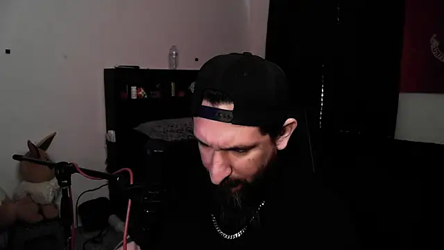 Snapshot of DevilPup75_ chatting on May 4, 2026, 7:21 pm DevilPup75 online show from May 4, 2026, 7:21 pm