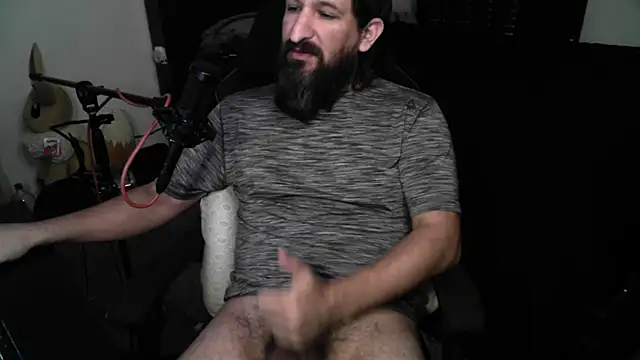 Snapshot of DevilPup75_ chatting on May 17, 2026, 7:21 pm DevilPup75 online show from May 17, 2026, 7:21 pm
