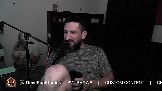 Snapshot of DevilPup75_ chatting on June 5, 2026, 6:52 am DevilPup75 online show from June 5, 2026, 6:52 am