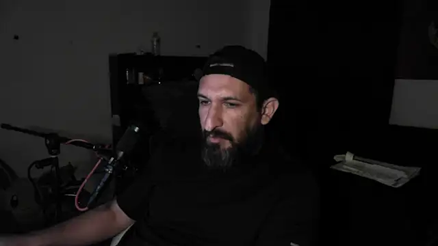 Snapshot of DevilPup75_ chatting on June 24, 2026, 1:37 am DevilPup75 online show from June 24, 2026, 1:37 am