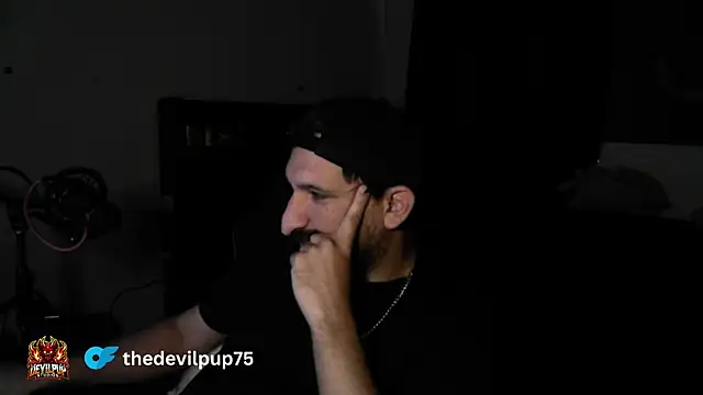 Snapshot of DevilPup75_ chatting on July 16, 2026, 11:33 pm DevilPup75 online show from July 16, 2026, 11:33 pm
