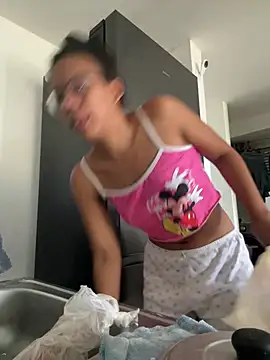 Valen1800 online show from March 15, 2026, 6:14 pm