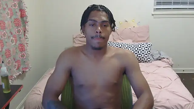 Snapshot of Robono12 chatting on April 11, 2026, 12:37 am Robono12 online show from April 11, 2026, 12:37 am