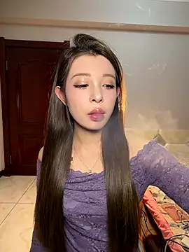 tuanzi125216 online show from November 11, 2025, 5:46 pm