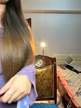 tuanzi125216 online show from November 14, 2025, 2:38 pm