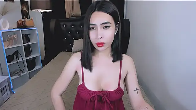 Claudia empress online show from April 21, 2026, 9:50 pm