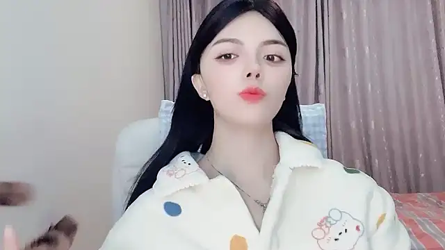 Snapshot of Eloise131499 chatting on November 4, 2025, 1:10 pm Eloise131499 online show from November 4, 2025, 1:10 pm