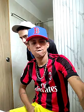 skinny23cm online show from October 16, 2025, 2:51 pm