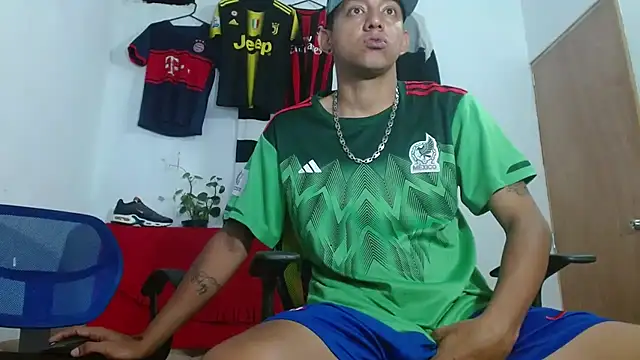 skinny23cm online show from March 8, 2026, 11:36 am