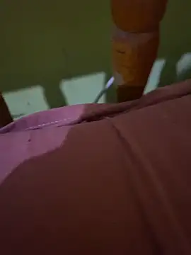 Snapshot of nimaboy21 chatting on October 23, 2025, 4:50 pm nimaboy21 online show from October 23, 2025, 4:50 pm