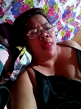 Snapshot of Huge_mama69 chatting on September 21, 2025, 7:59 pm Huge mama69 online show from September 21, 2025, 7:59 pm