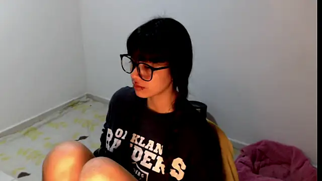 Snapshot of meganmiauu chatting on May 20, 2026, 10:43 am meganmiauu online show from May 20, 2026, 10:43 am