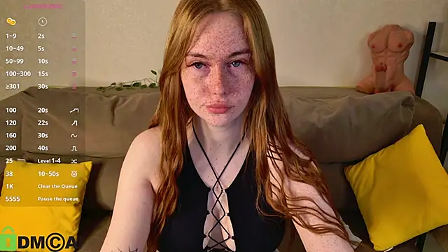 Snapshot of Roxy_Sunnny chatting on October 24, 2025, 9:28 am Roxy Sunnny online show from October 24, 2025, 9:28 am