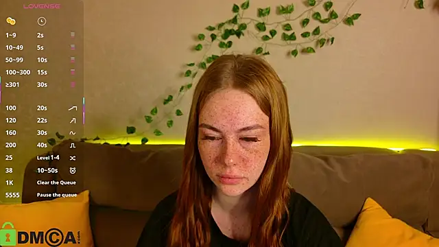 Snapshot of Roxy_Sunnny chatting on October 29, 2025, 9:22 am Roxy Sunnny online show from October 29, 2025, 9:22 am