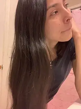 lovinlush online show from May 13, 2026, 3:53 pm