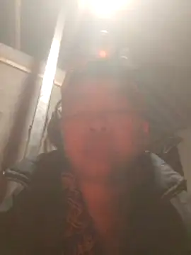 VangLe73 online show from March 15, 2026, 9:43 pm