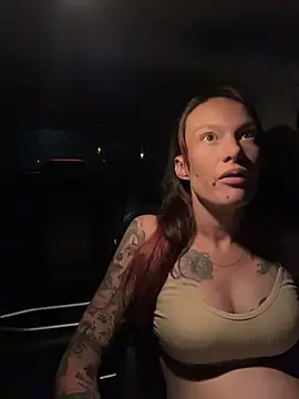 bratlipss online show from April 22, 2026, 3:53 am