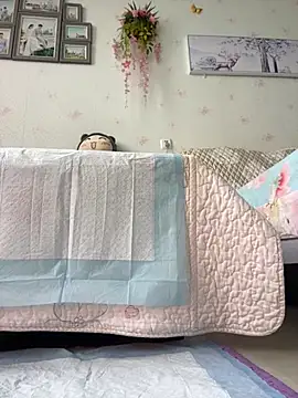 Alicia066 online show from September 25, 2025, 4:27 am