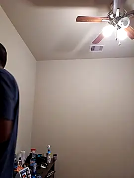 Lb228w online show from December 4, 2025, 10:51 pm