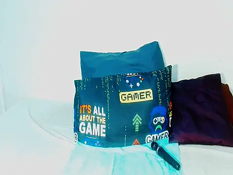 Love-Racheal75 online show from March 8, 2026, 4:16 am