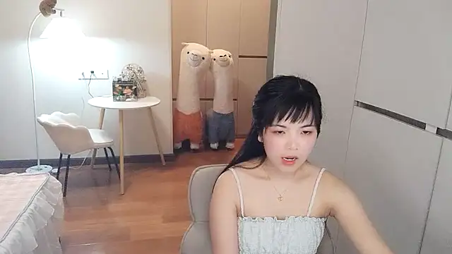 Snapshot of XiaoAnQi chatting on October 12, 2025, 12:37 pm XiaoAnQi online show from October 12, 2025, 12:37 pm